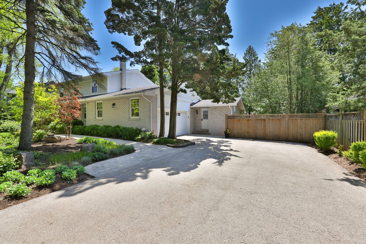 1268 Hillhurst Road, Oakville