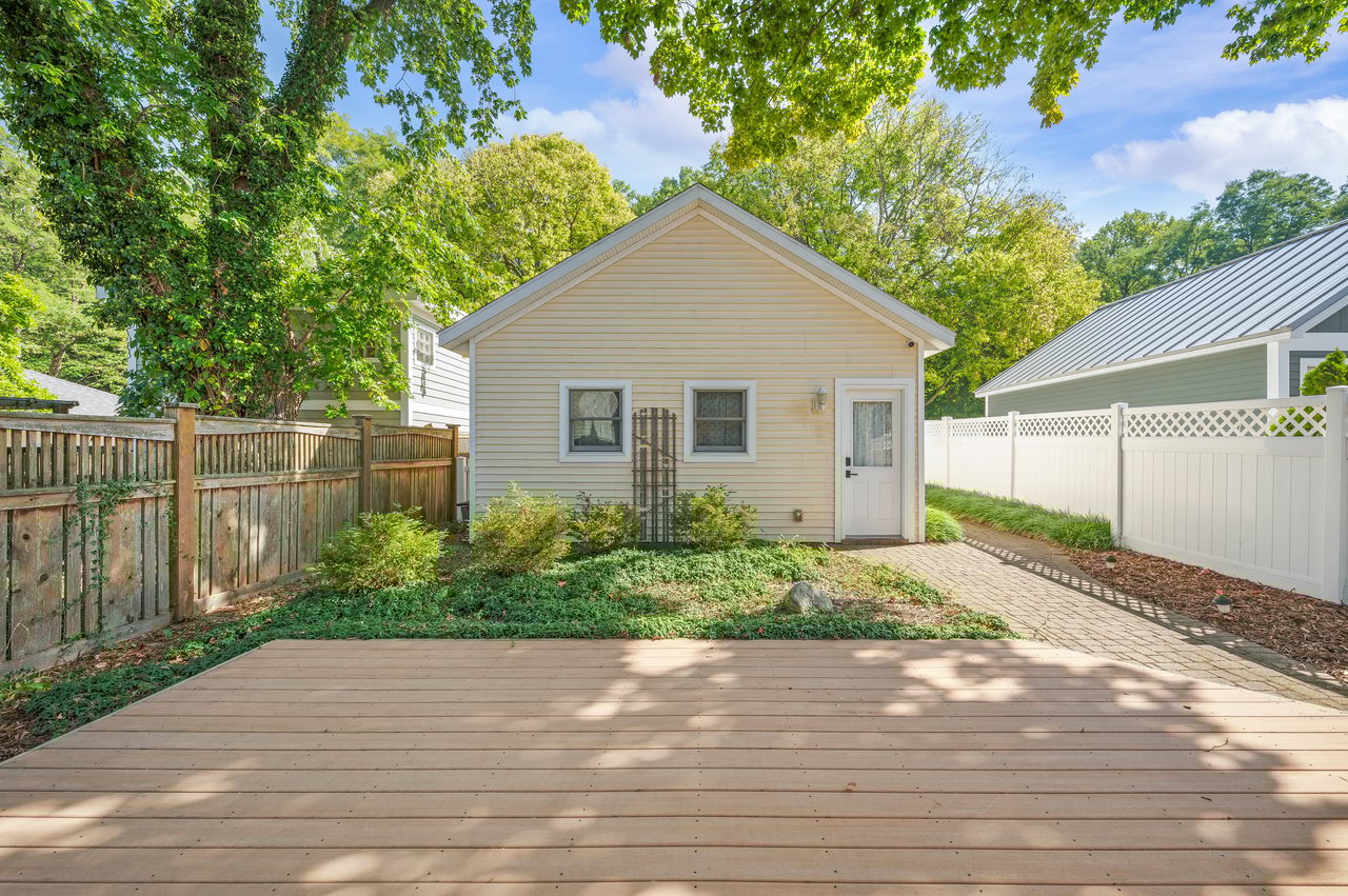 909 Lions Park Drive