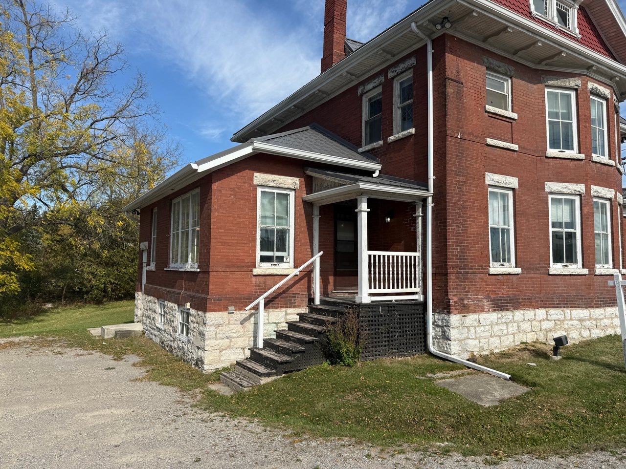 415 Davis Drive 2, Newmarket