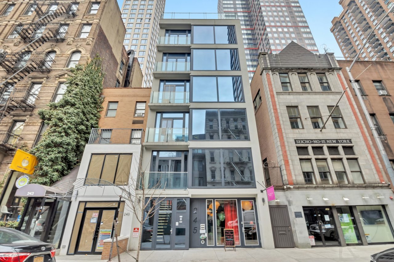 245 E 53rd Street, Unit 2