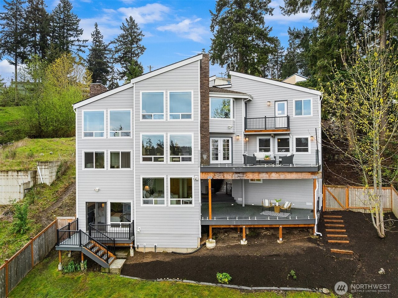 10612 MacArthur Lane, Mukilteo
