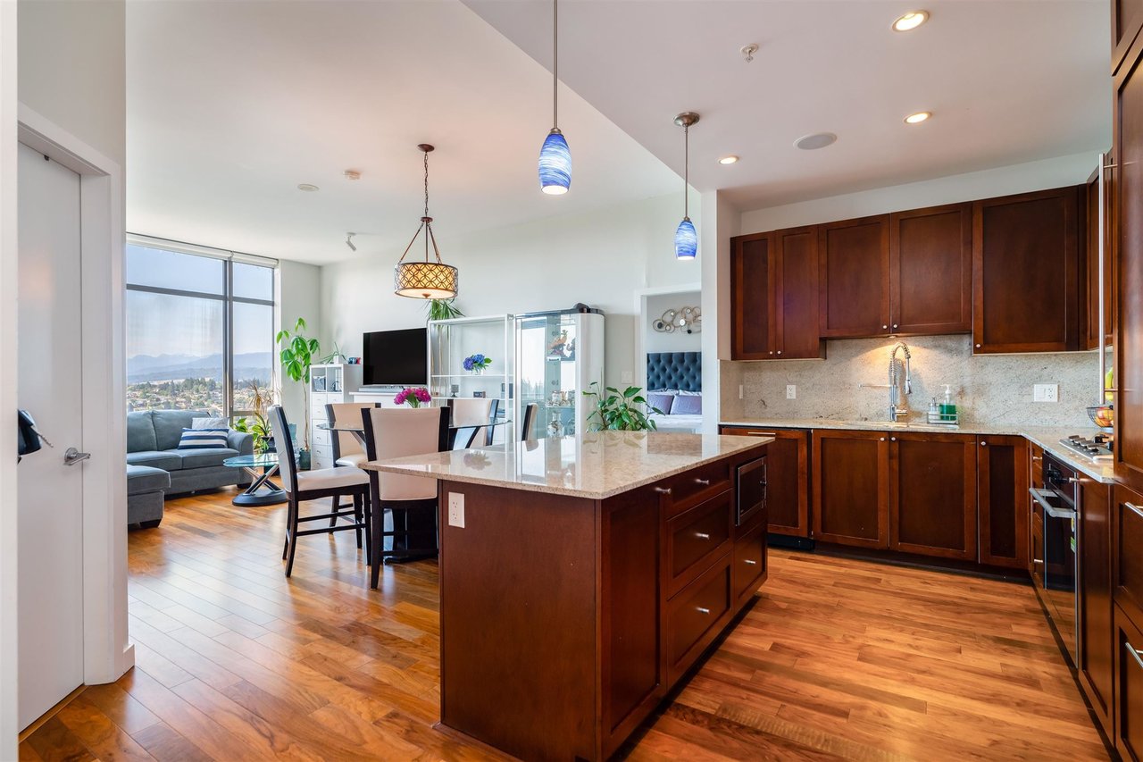 2706-280 Ross Dr