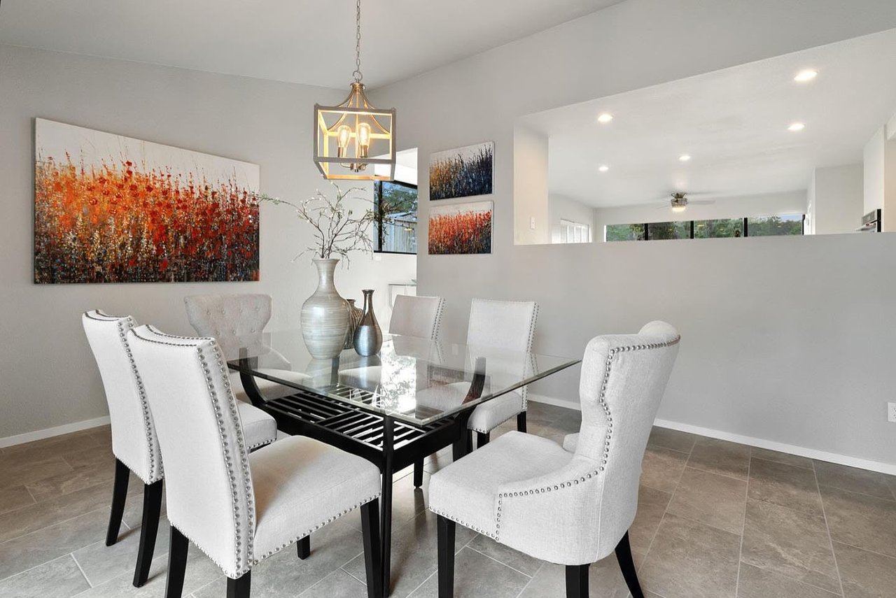 14 Antler Pl