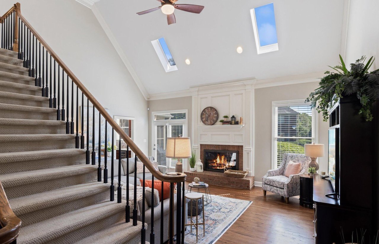 10508 Eagles View Dr
