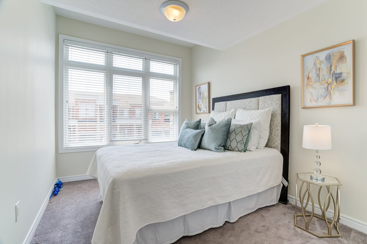 26 Black Locust Dr