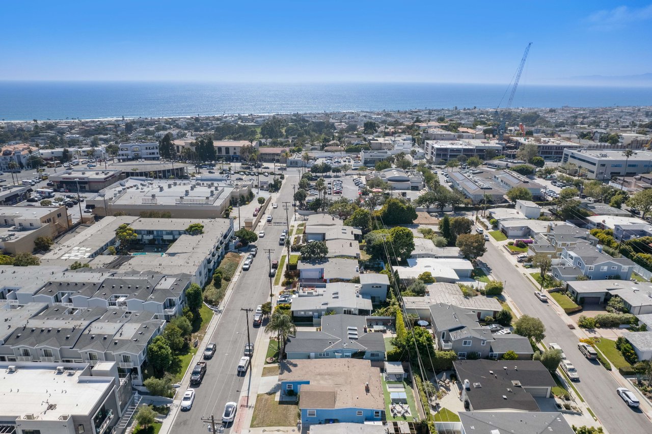 Charming inside and out in East Manhattan Beach