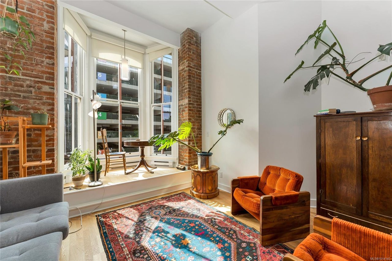 203-562 Yates St, Victoria