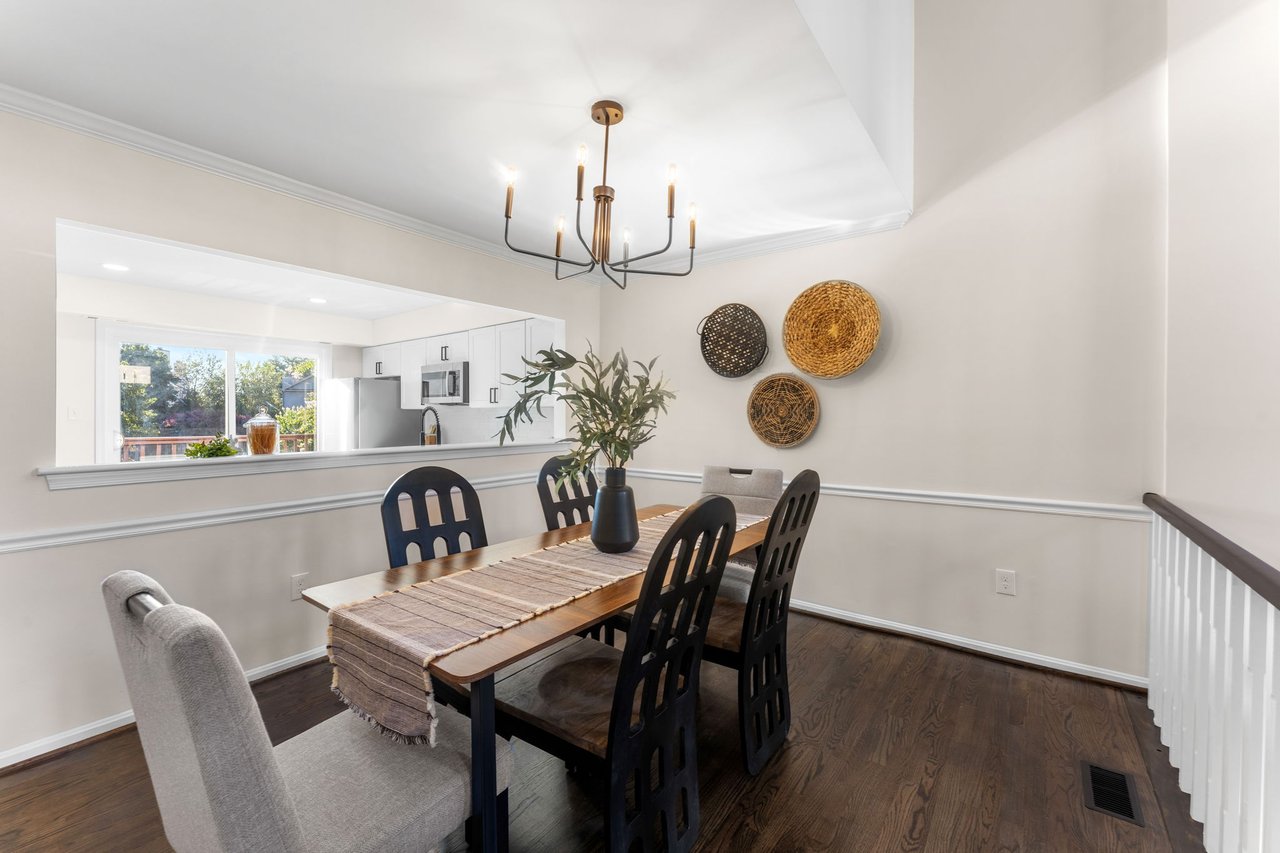 Best of Alexandria Living – 6540 River Tweed Lane