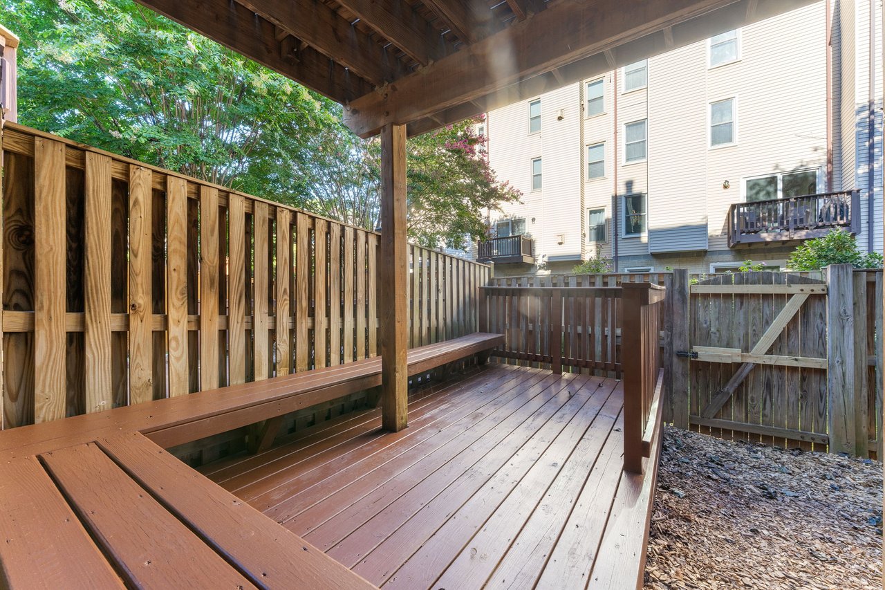 Best of Alexandria Living – 6540 River Tweed Lane