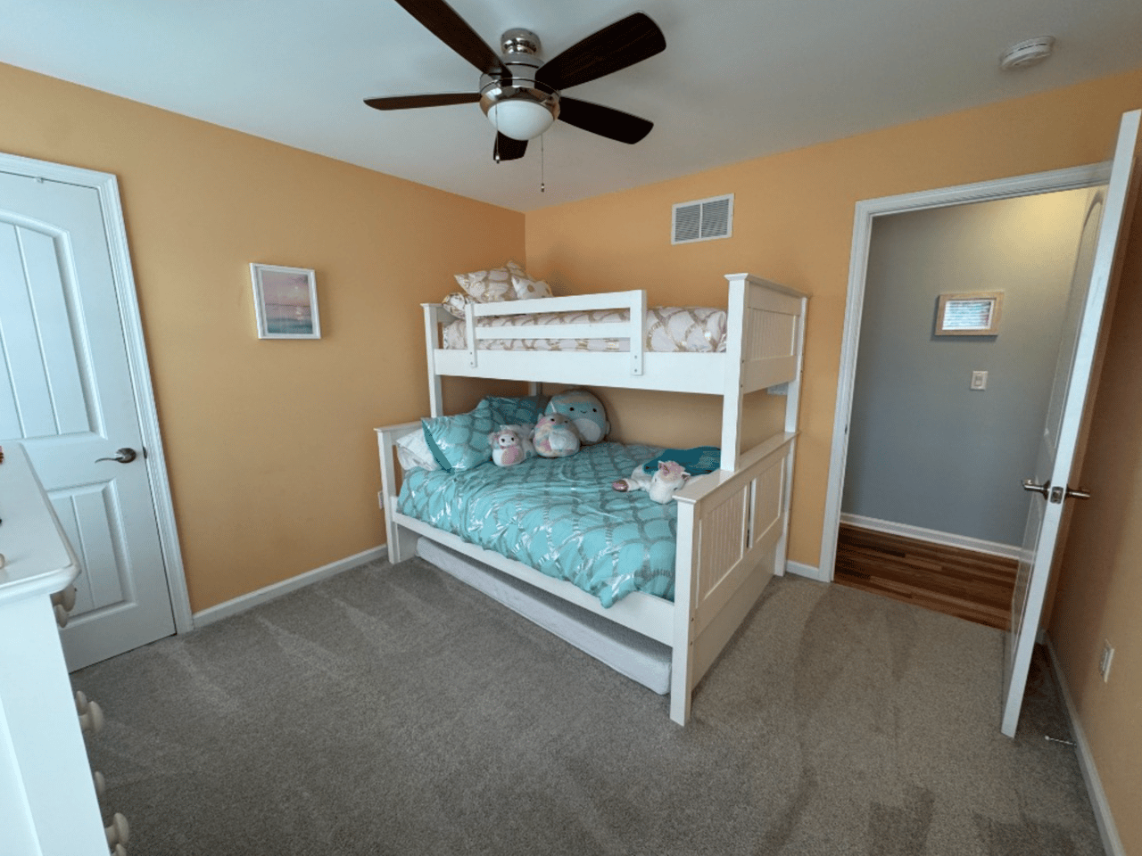 28 16th Street, Surf City