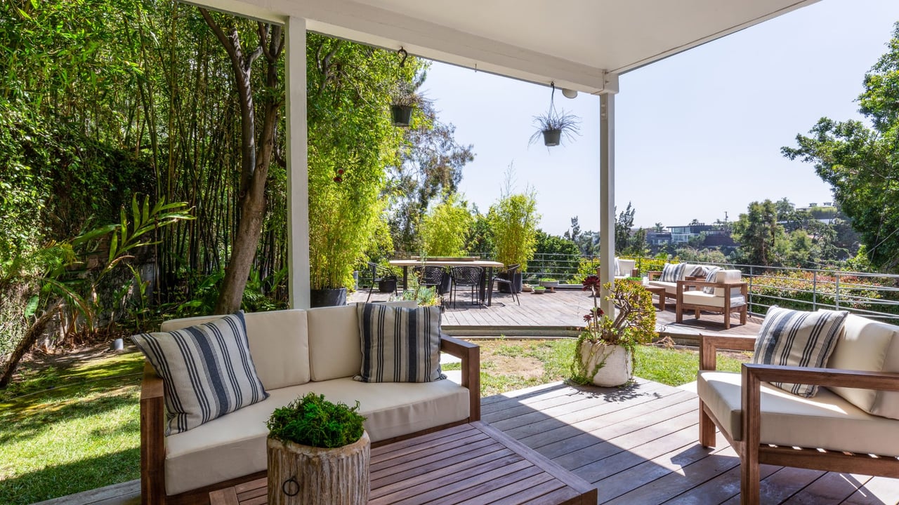 8713 Sunset Plaza Ter