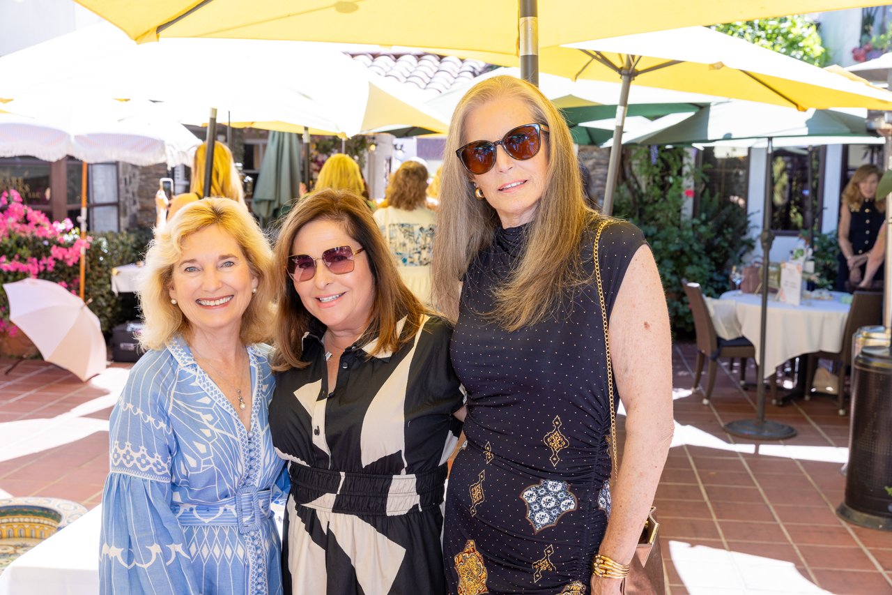 Fleurs, Friends & Fashion in Bloom 