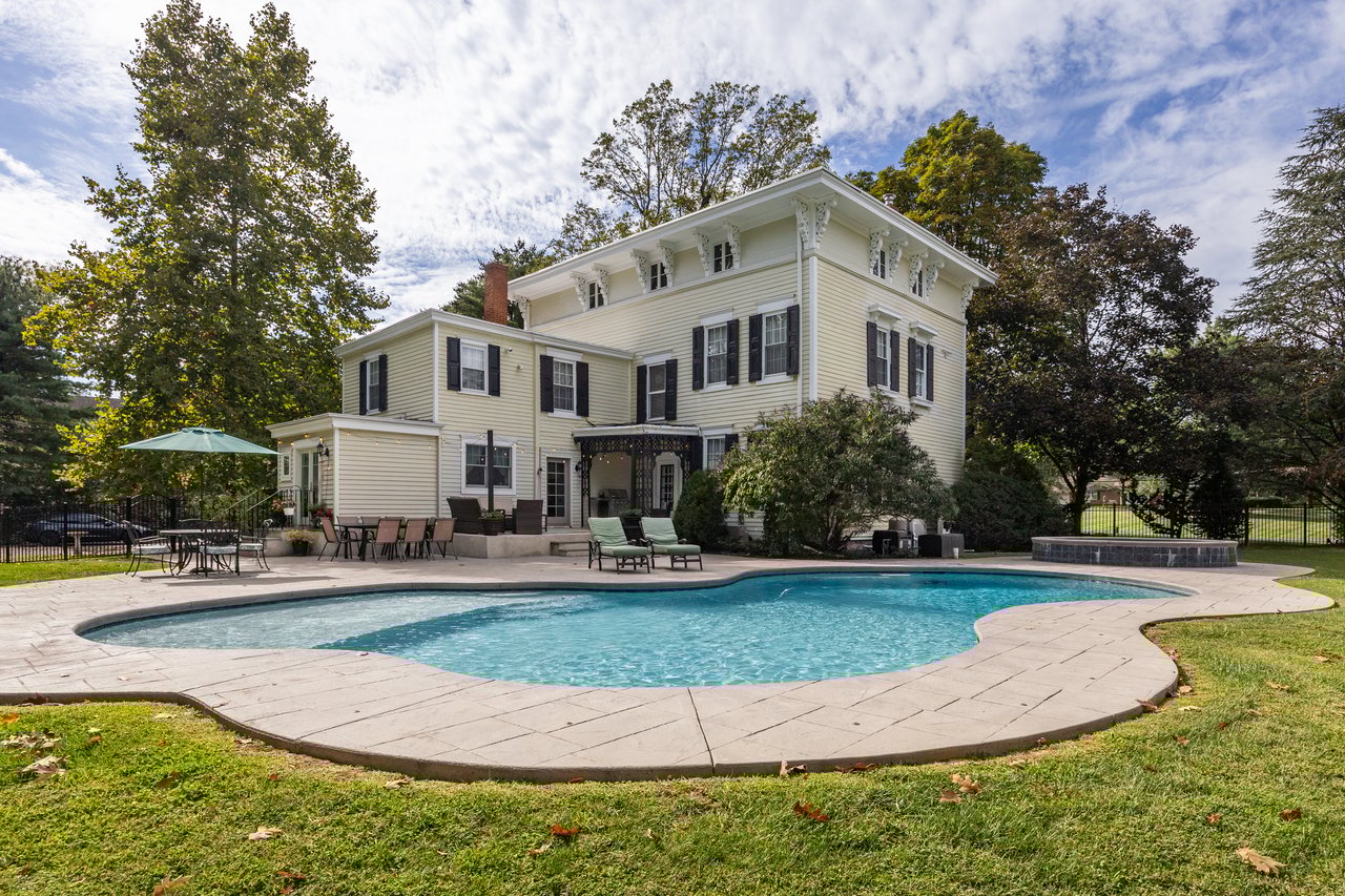 45 Bordentown Crosswicks Rd
