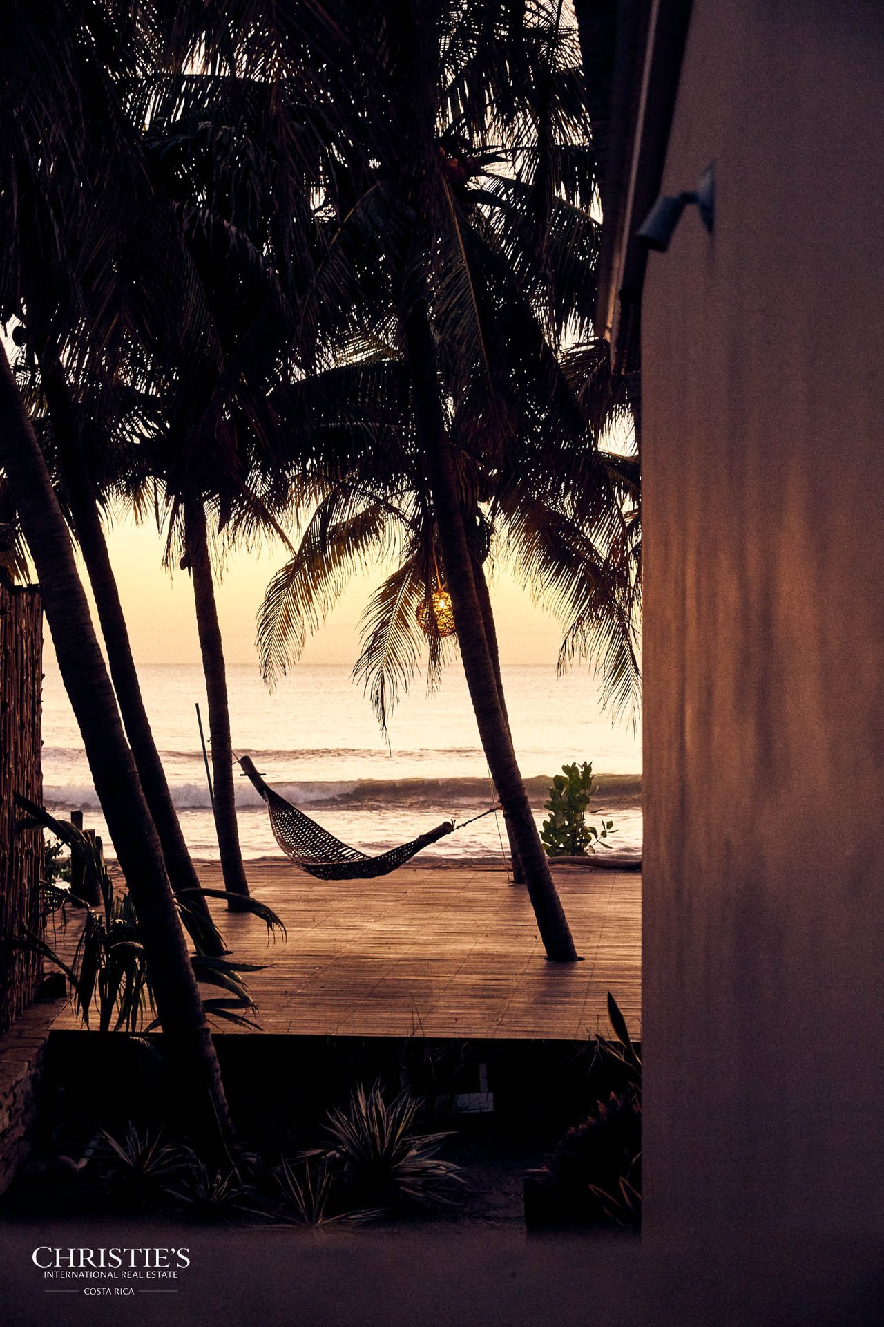 Mandla Boutique Coastal Retreat with World-Class Surf