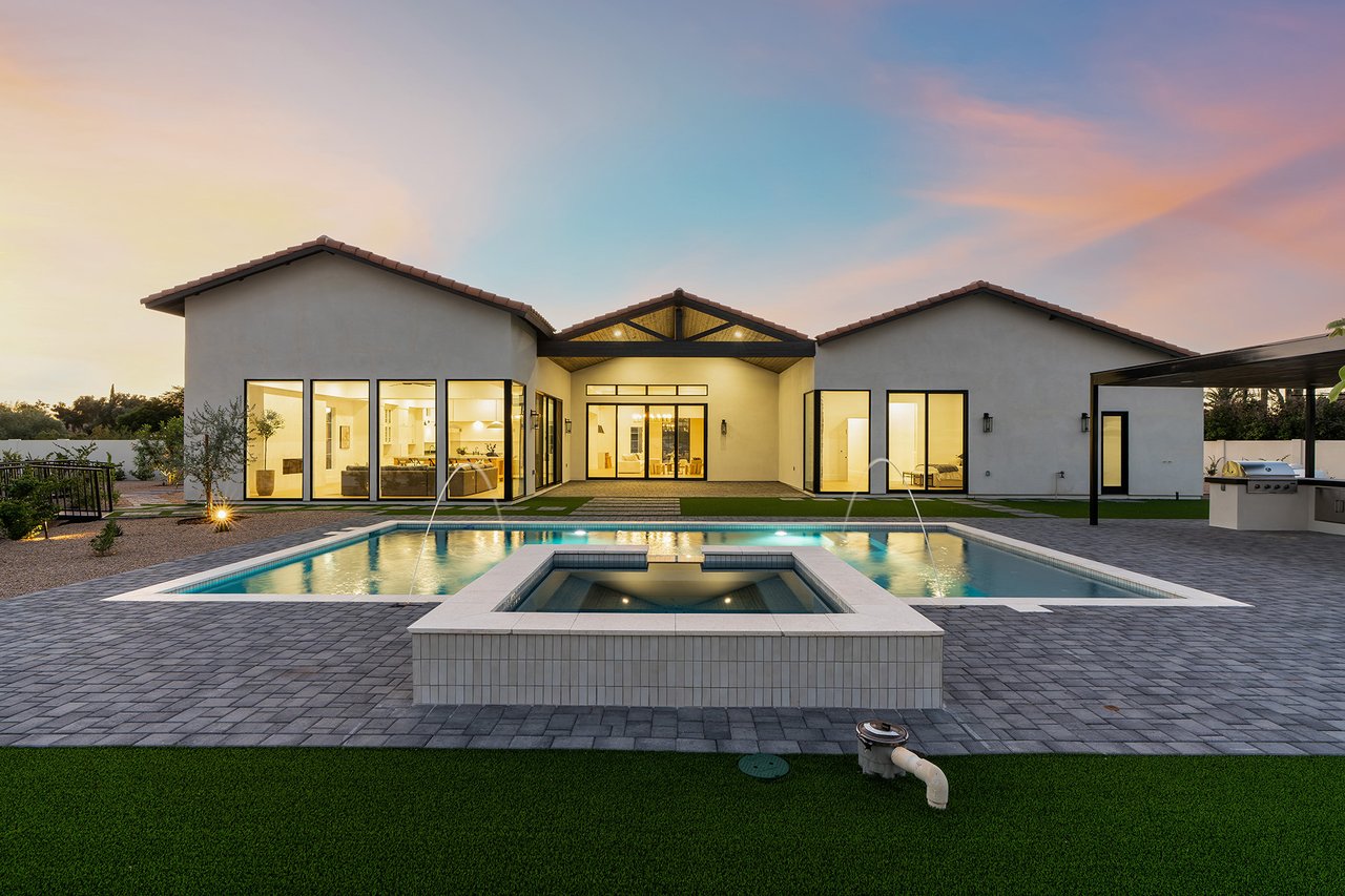 10809 N 82ND Place, Scottsdale