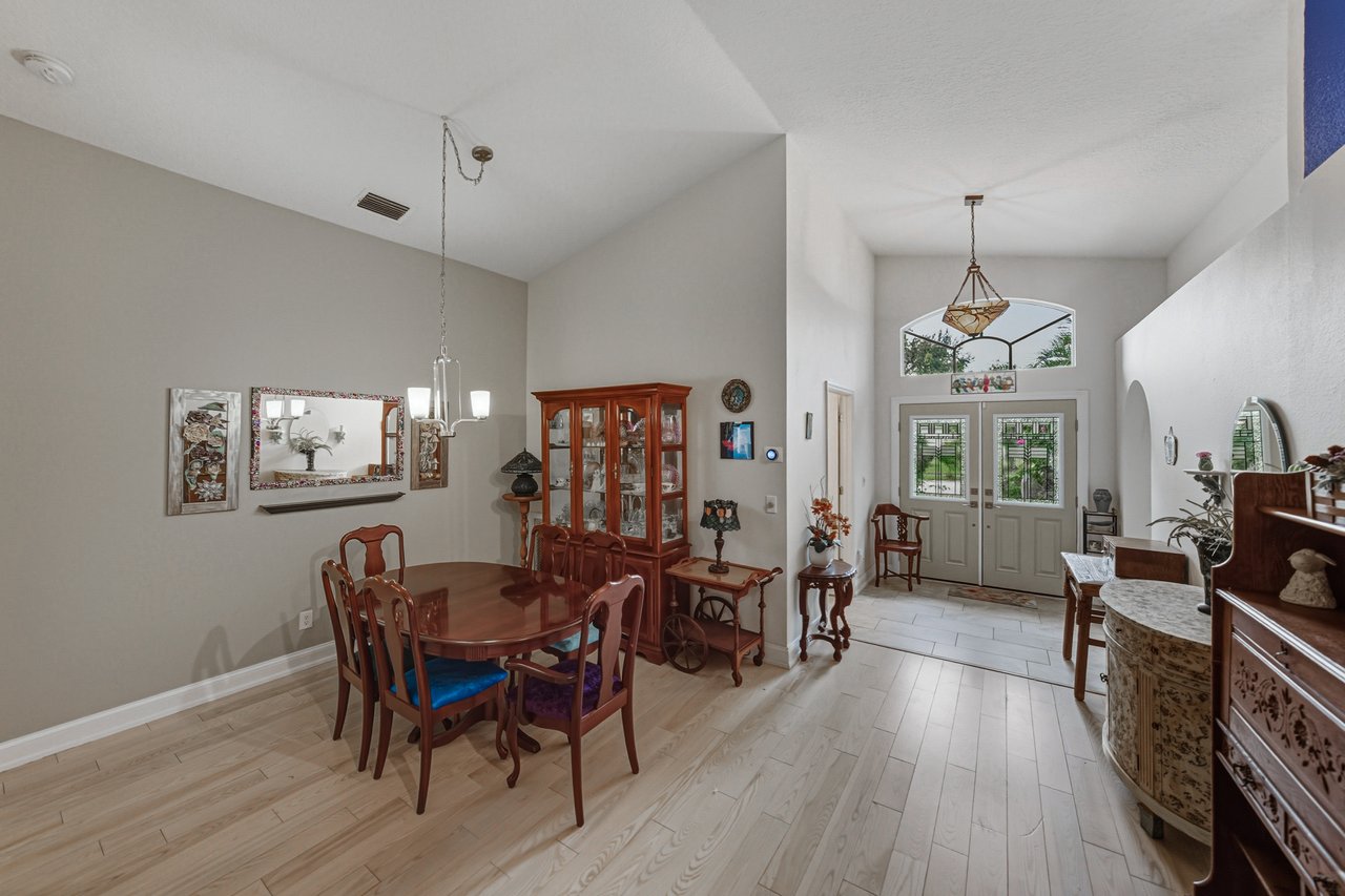 5240 NEW BRITTANY LN