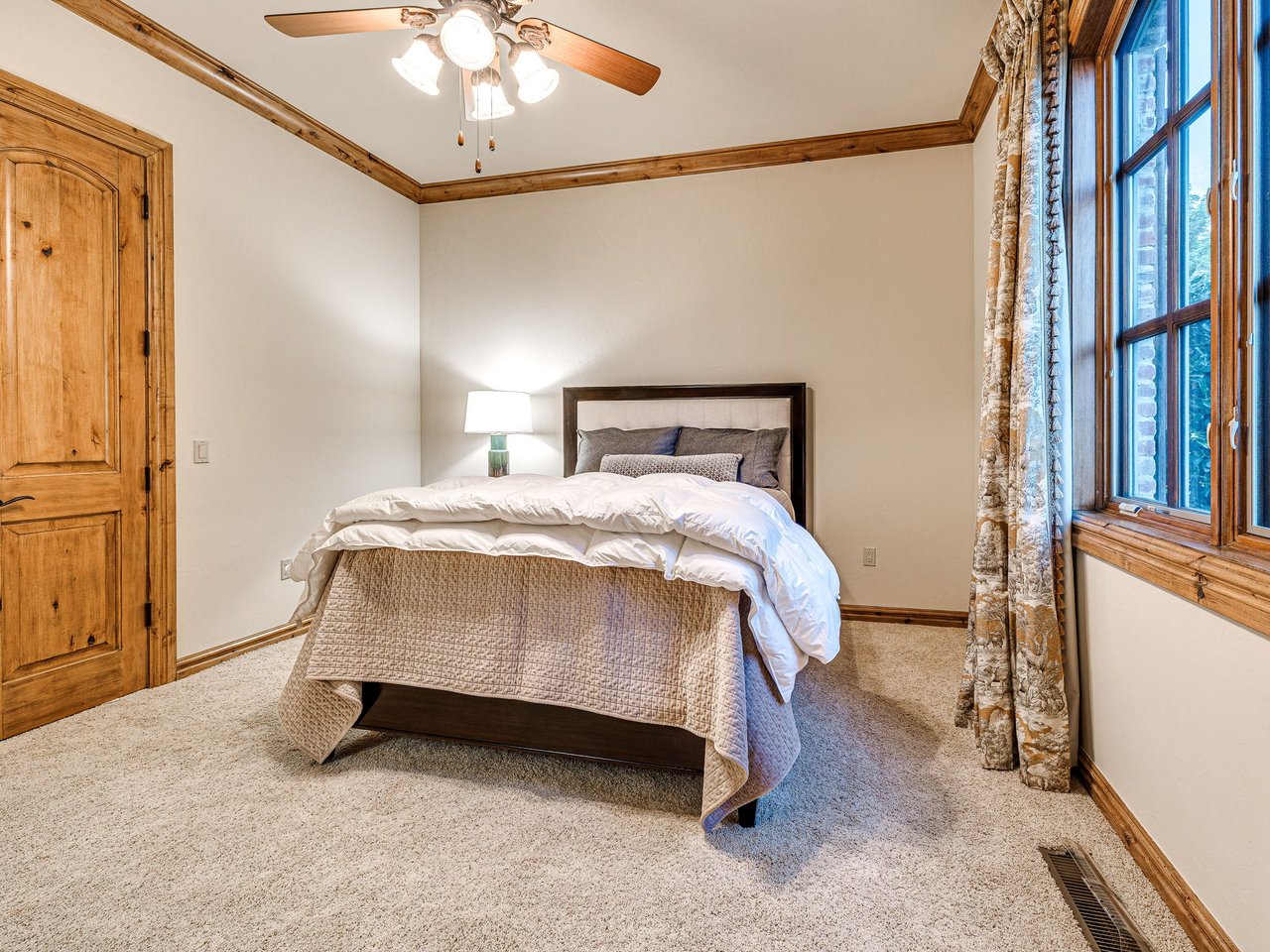 The Listing of the Week: 15613 Via Sierra – Esperanza Addition - Wyatt Poindexter - The Agency Oklahoma