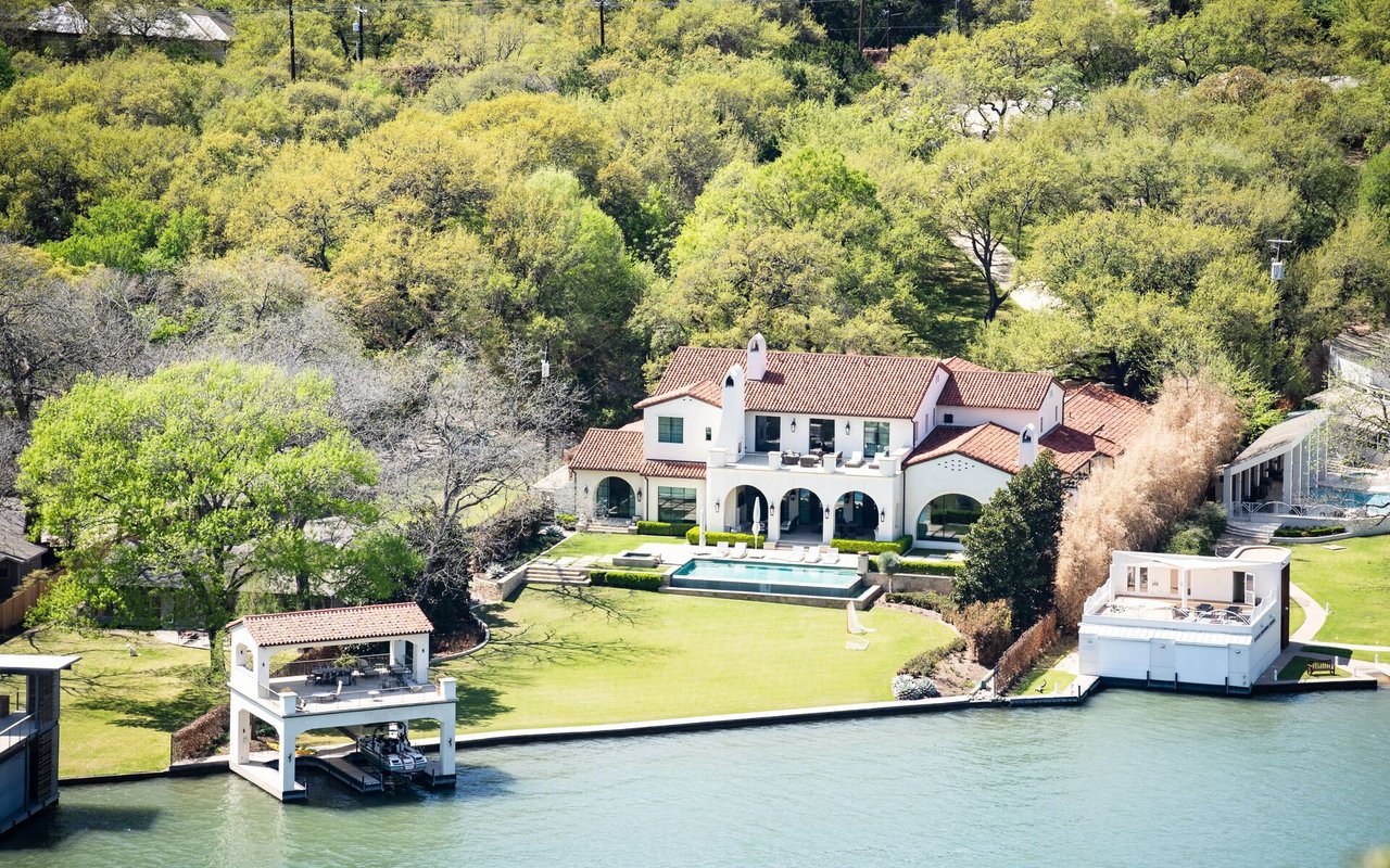 Towne Lake