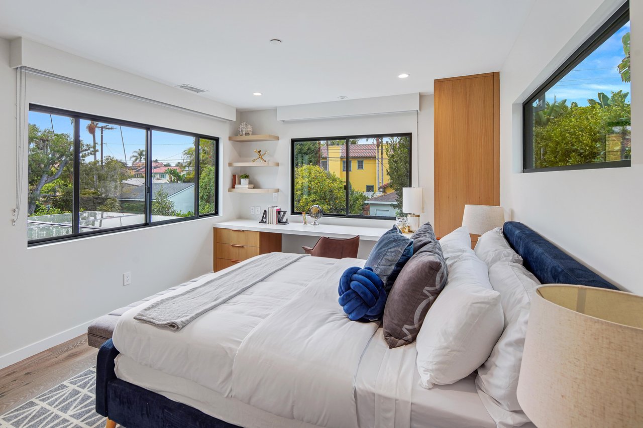 427 Palisades Ave