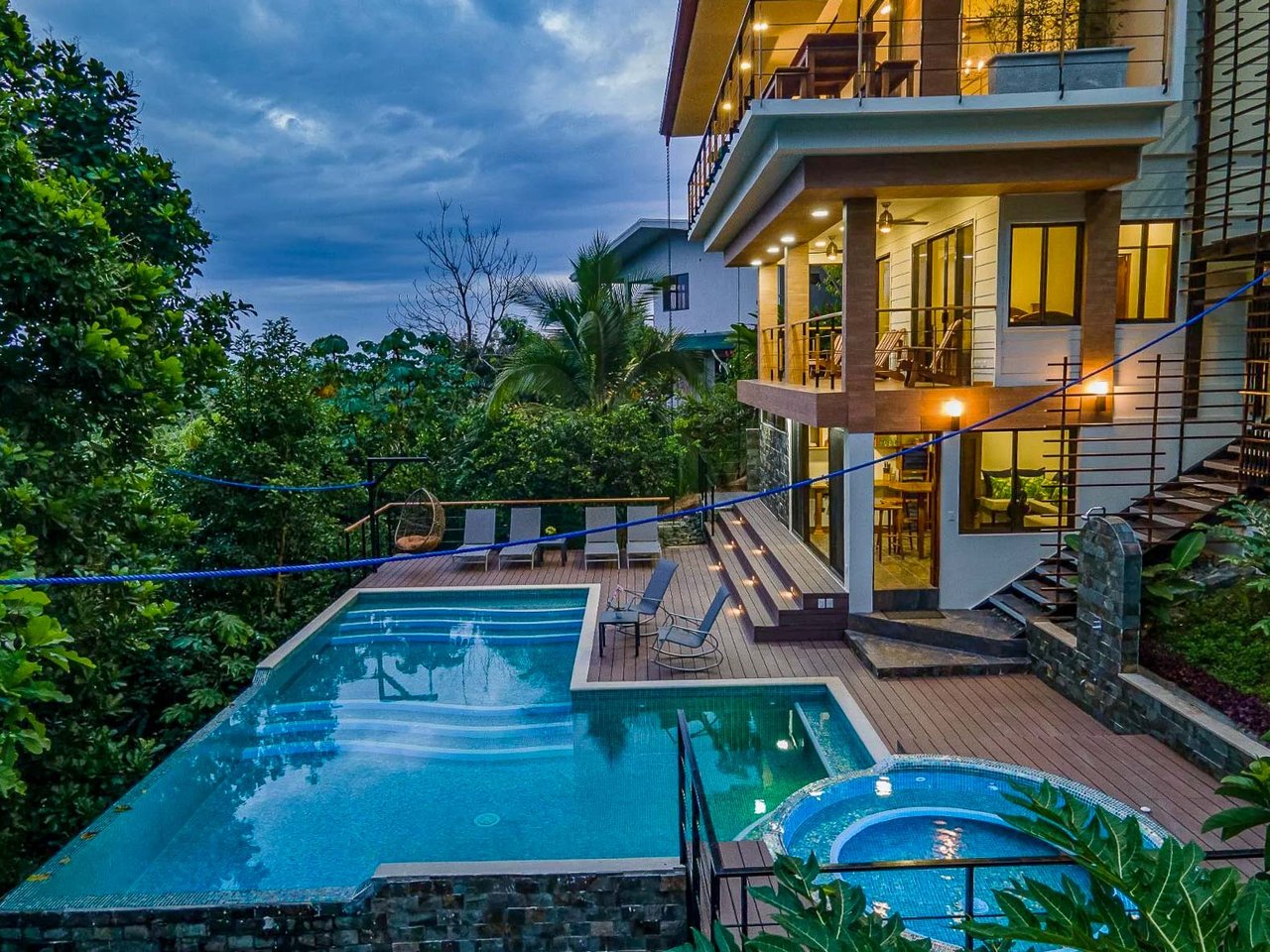 Fully Furnished 10 minutes to the beach Vista Verde Turn Key Vacation Rental