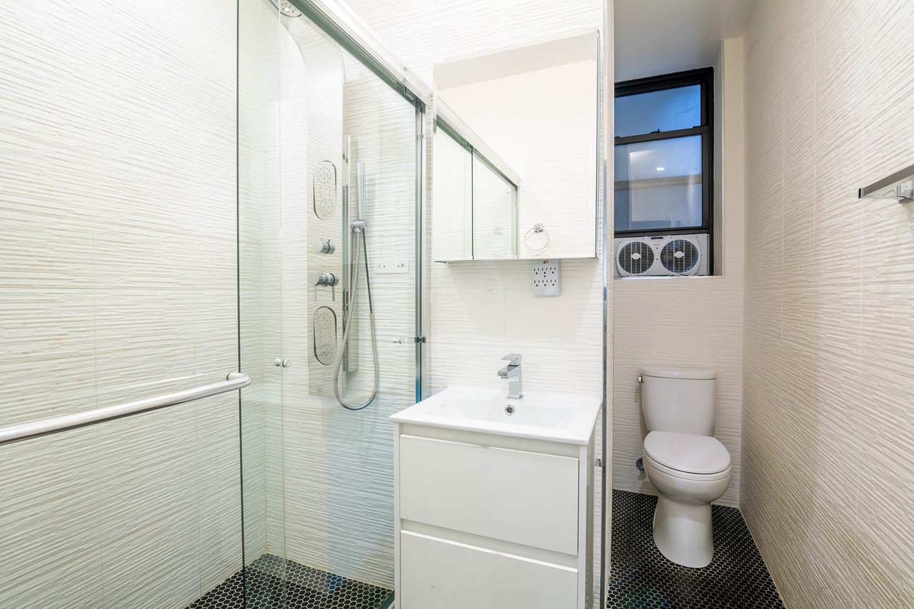 152 Thompson Street, Apt 1-A