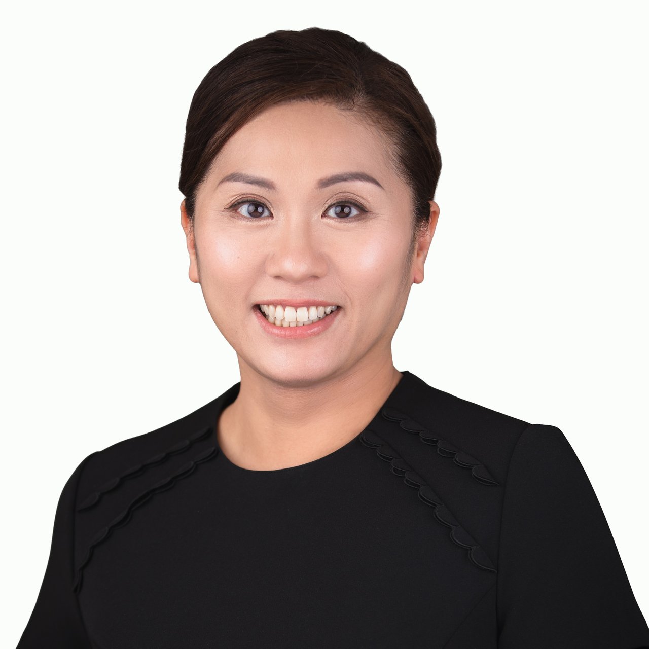 Tina Kwok, Local Real Estate Agent in Vancouver, BC