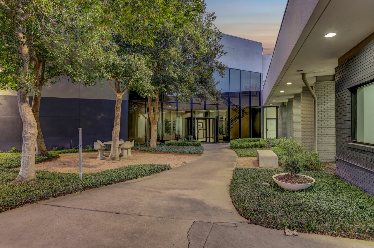 8410 Highway 90A
