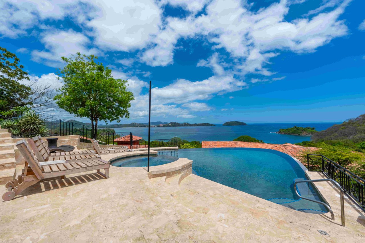 Villa Catalina 16 | Oceanview Luxury Villa in Playa Potrero