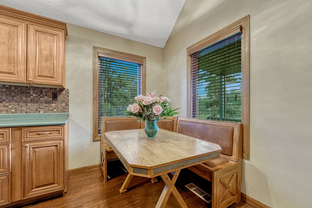 11125 Black Forest Road