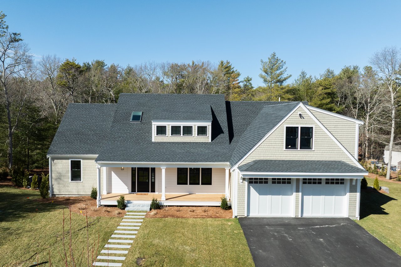 10 Dawson's Way Falmouth