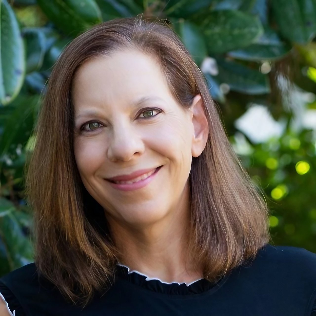Theresa Felton Santa Rosa Beach, FL Real Estate Agent Headshot