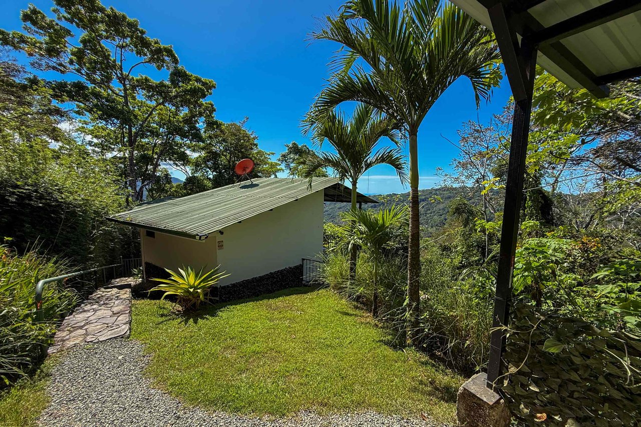 Totally Remodeled Coastal Jungle 2-Bedroom Sanctuary Home with Valley & Ocean Views in Lagunas above Dominical Costa Rica