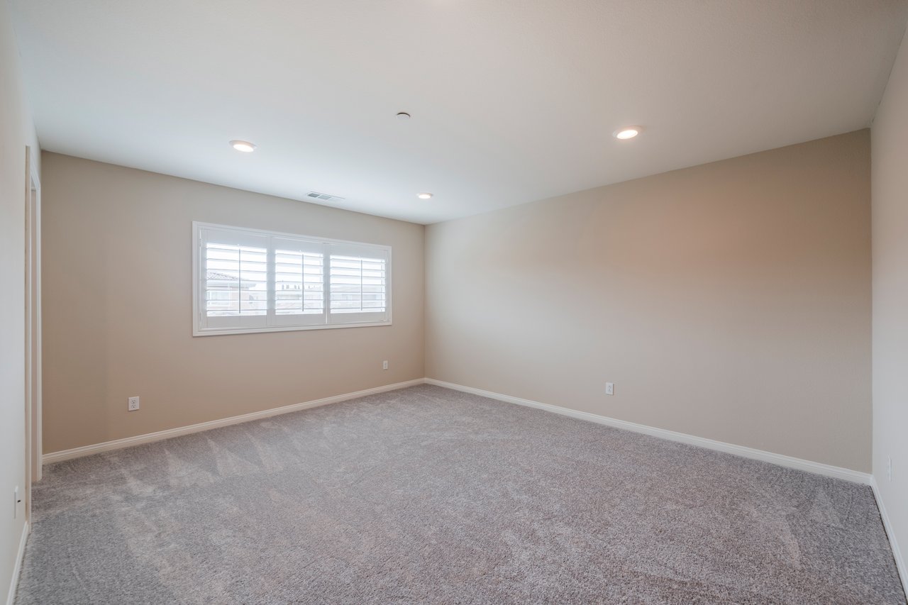 14418-5 Plum Lane