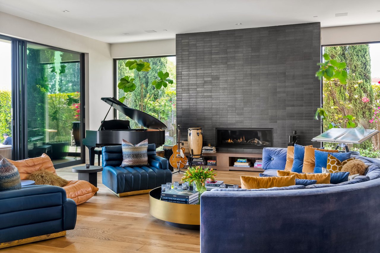 1030 Somera Road, Bel Air