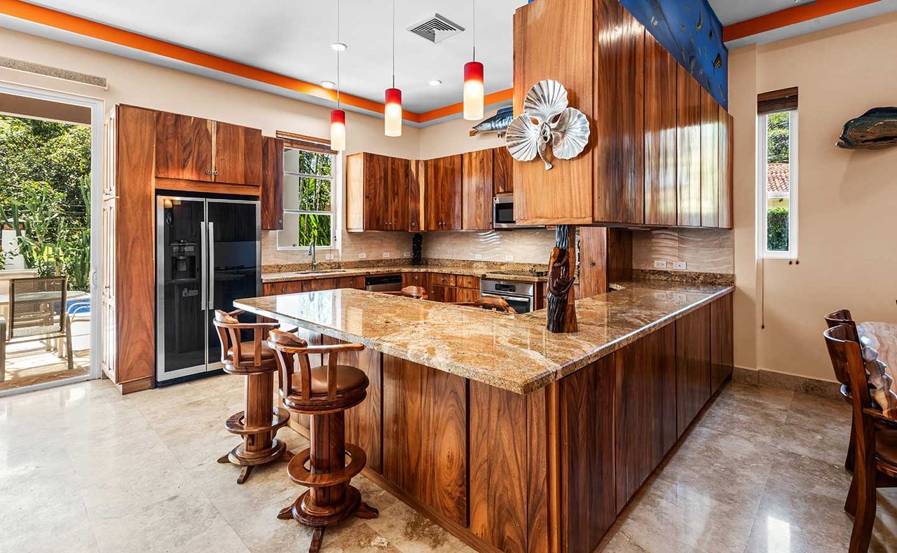 Private Luxury Estate Near Los Sueños Resort & Marina -La Estancia 