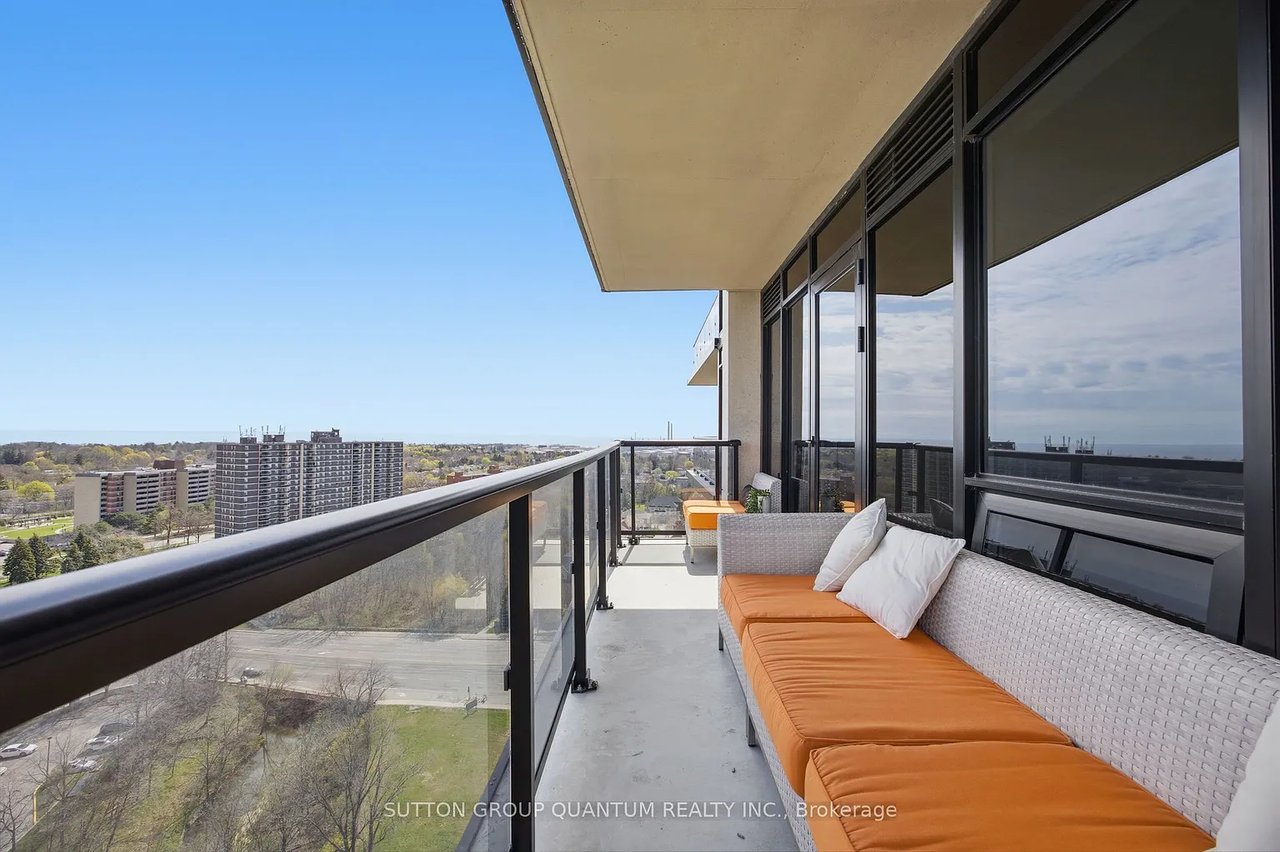 1035 Southdown Rd #1903