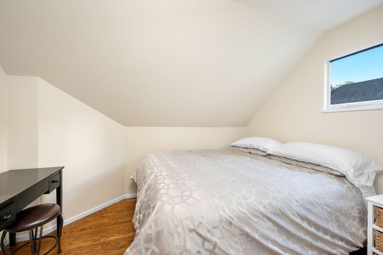 723 N Sierra Dr, Beverly Hills