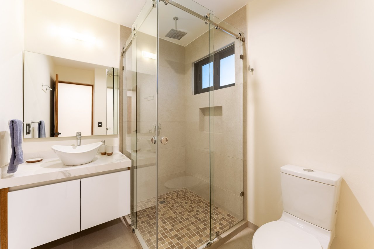 2 Bedroom, Condo, SUNDARA