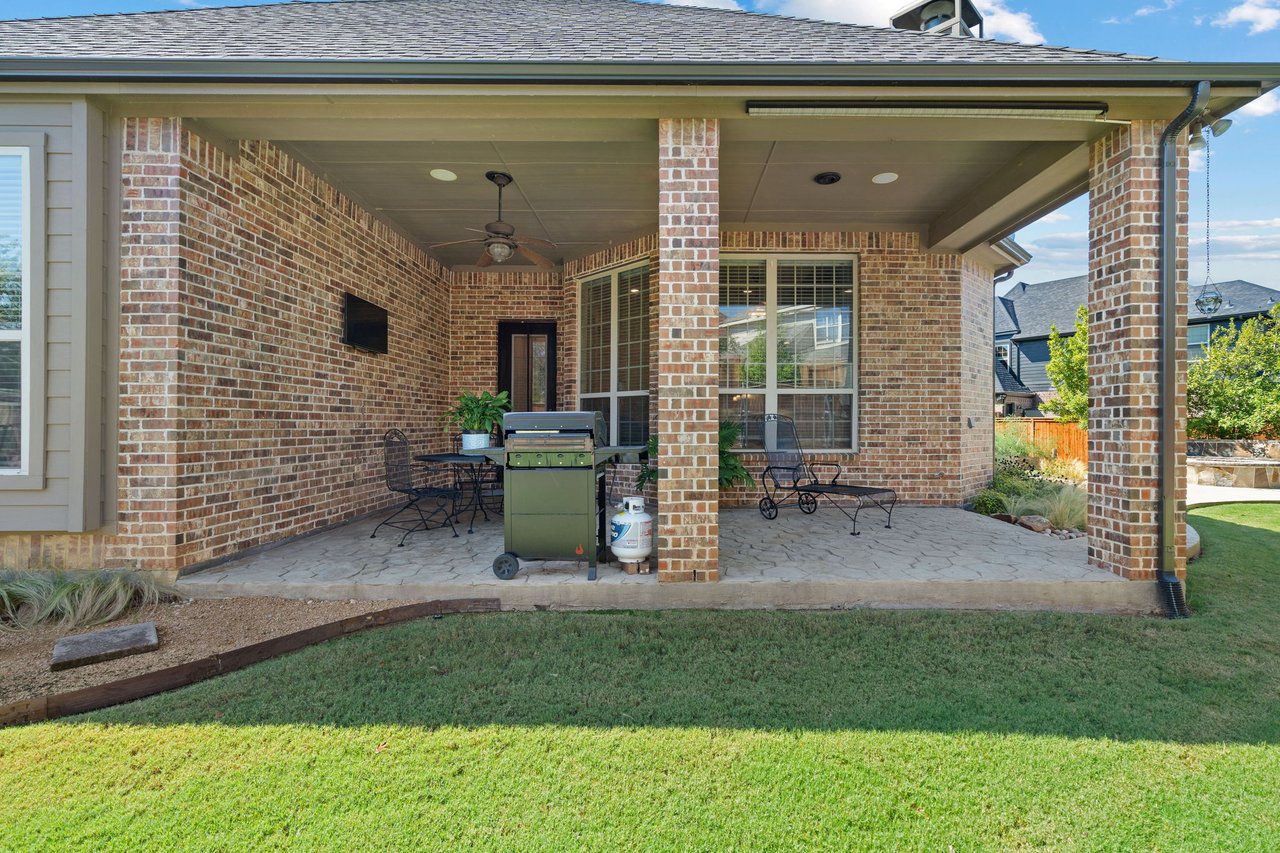 8628 Silverleaf Cir,