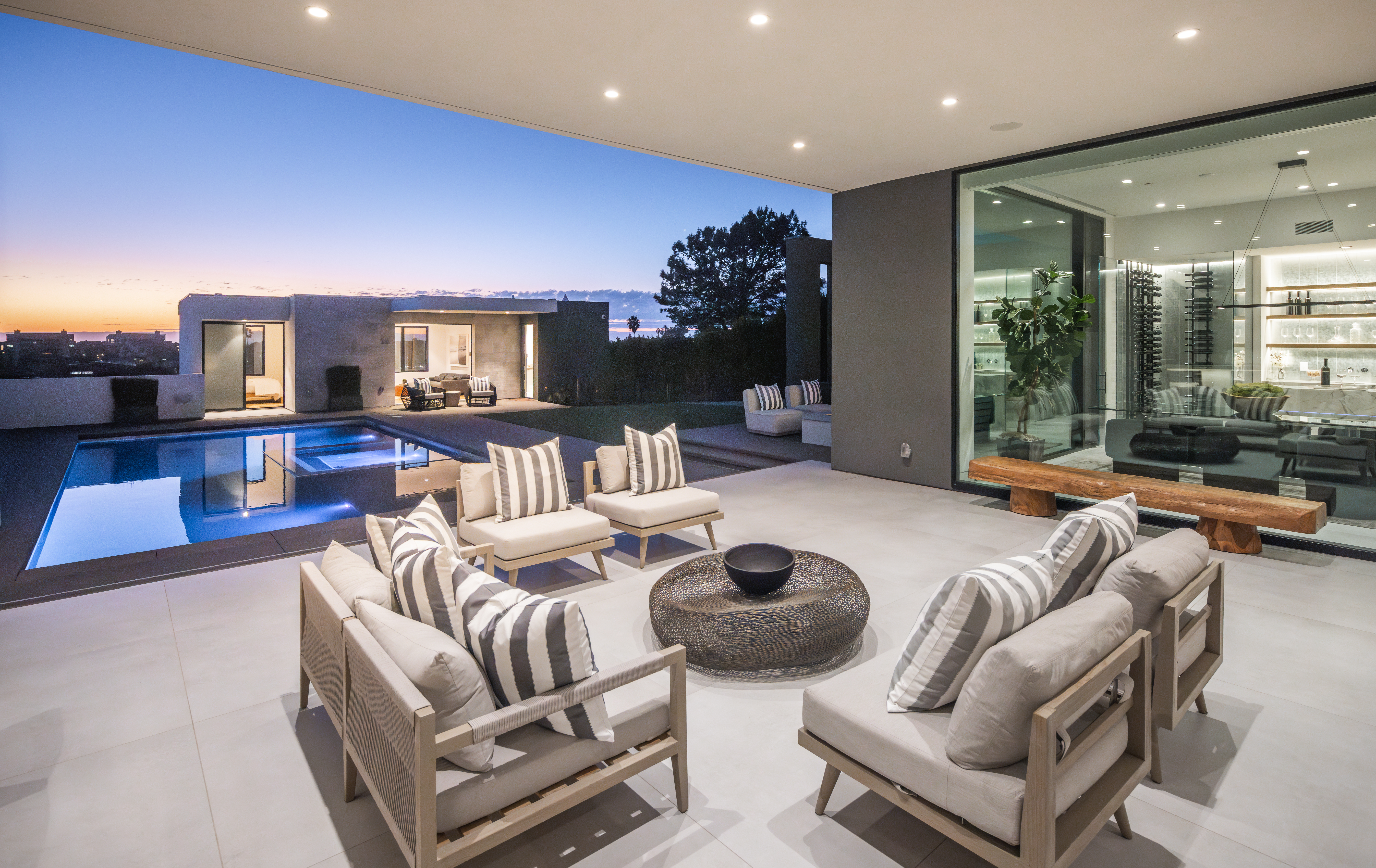 South Rios Avenue, Solana Beach