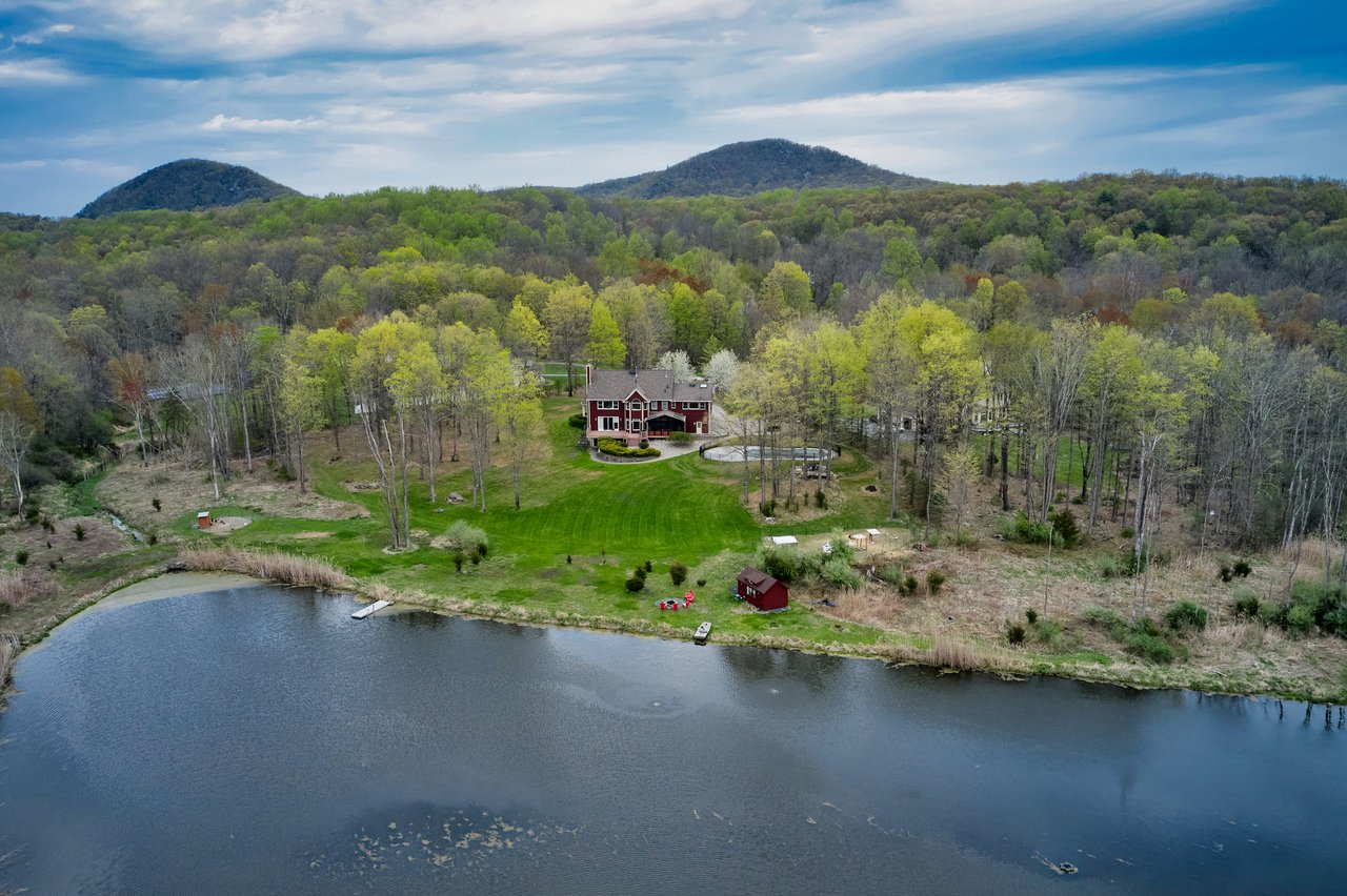 Bellefontaine at 14 Stonewall Court — A Premier Hudson Valley Estate