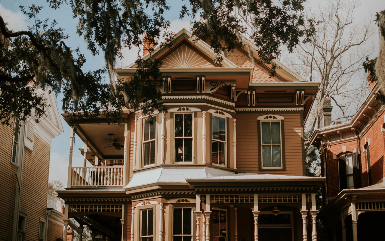 What to Know About Buying a Historic Home in Austin