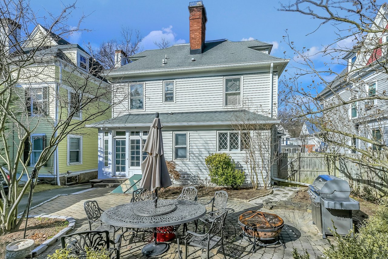 12 Wetmore Ave 