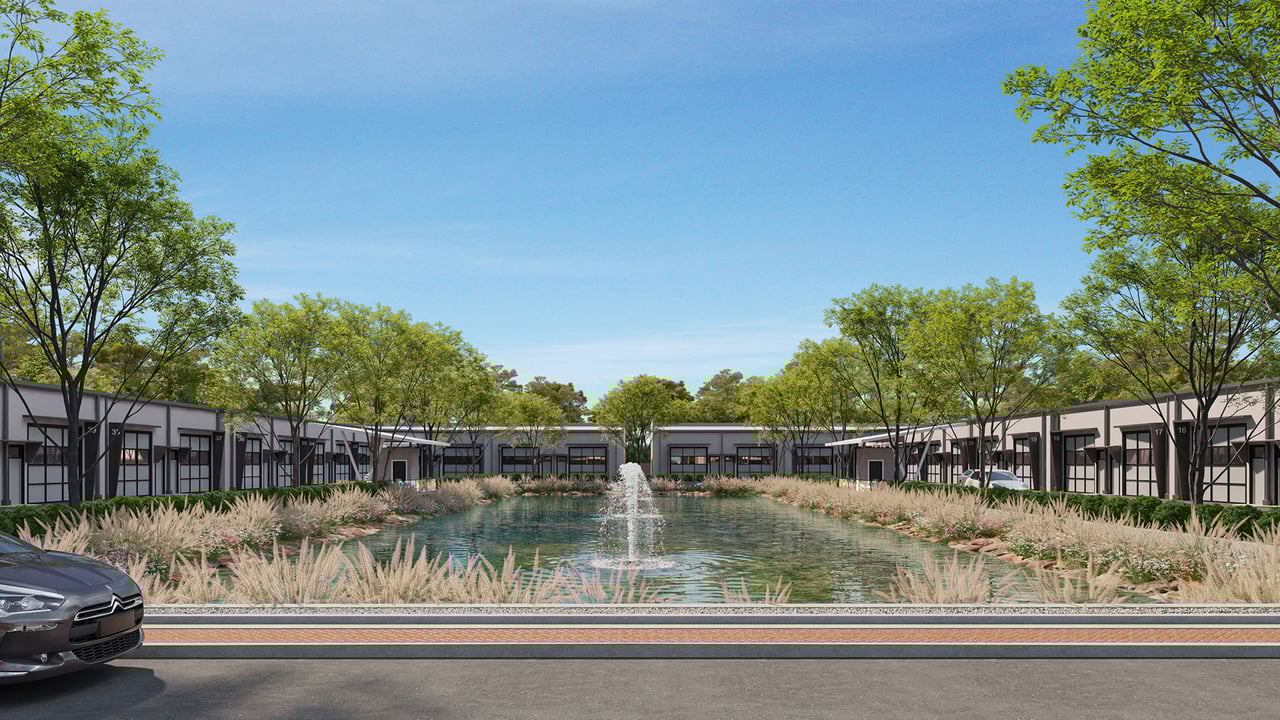 Garage Luxury at Miramar