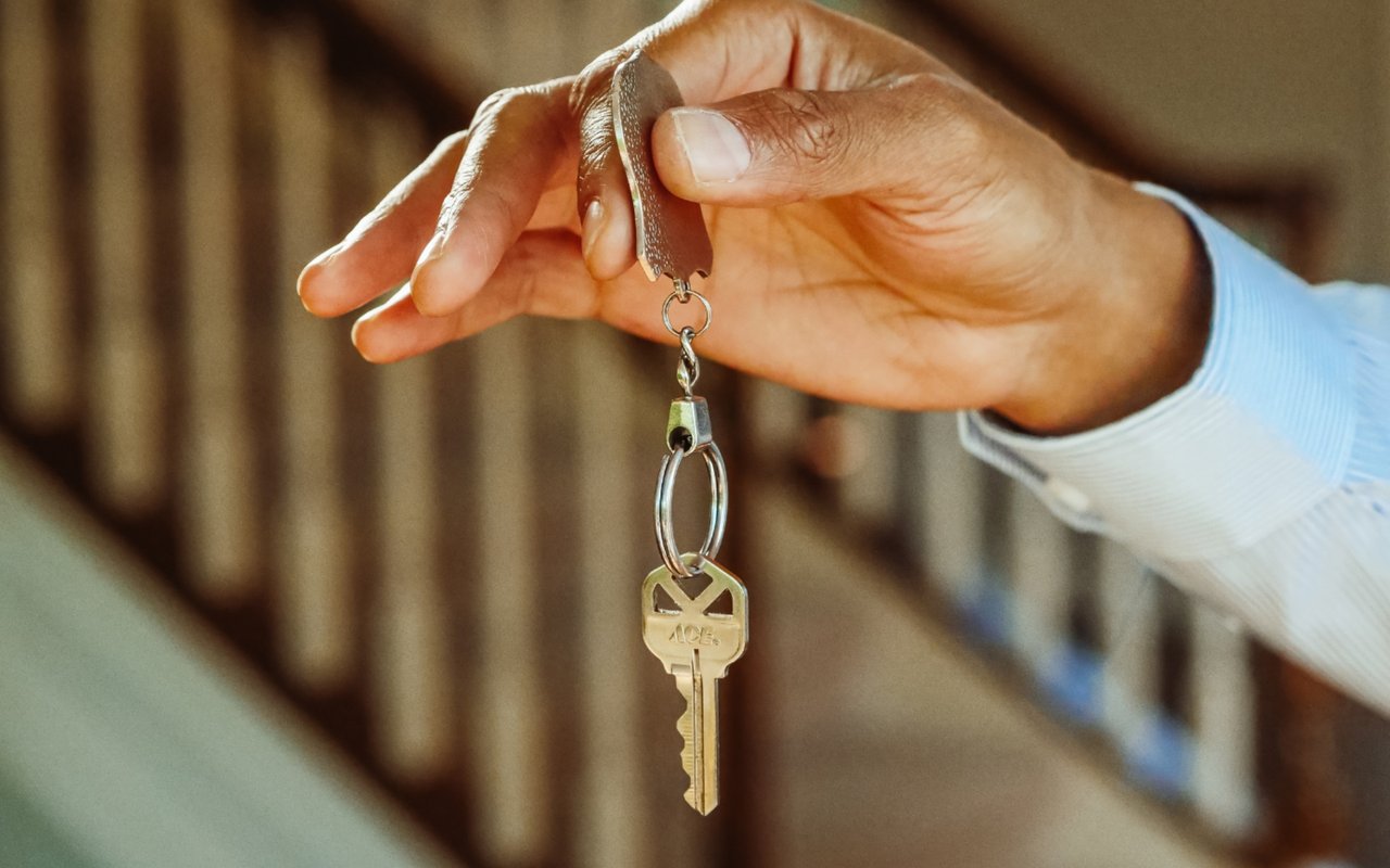 New Year, New Home. How to Buy a House in 2025