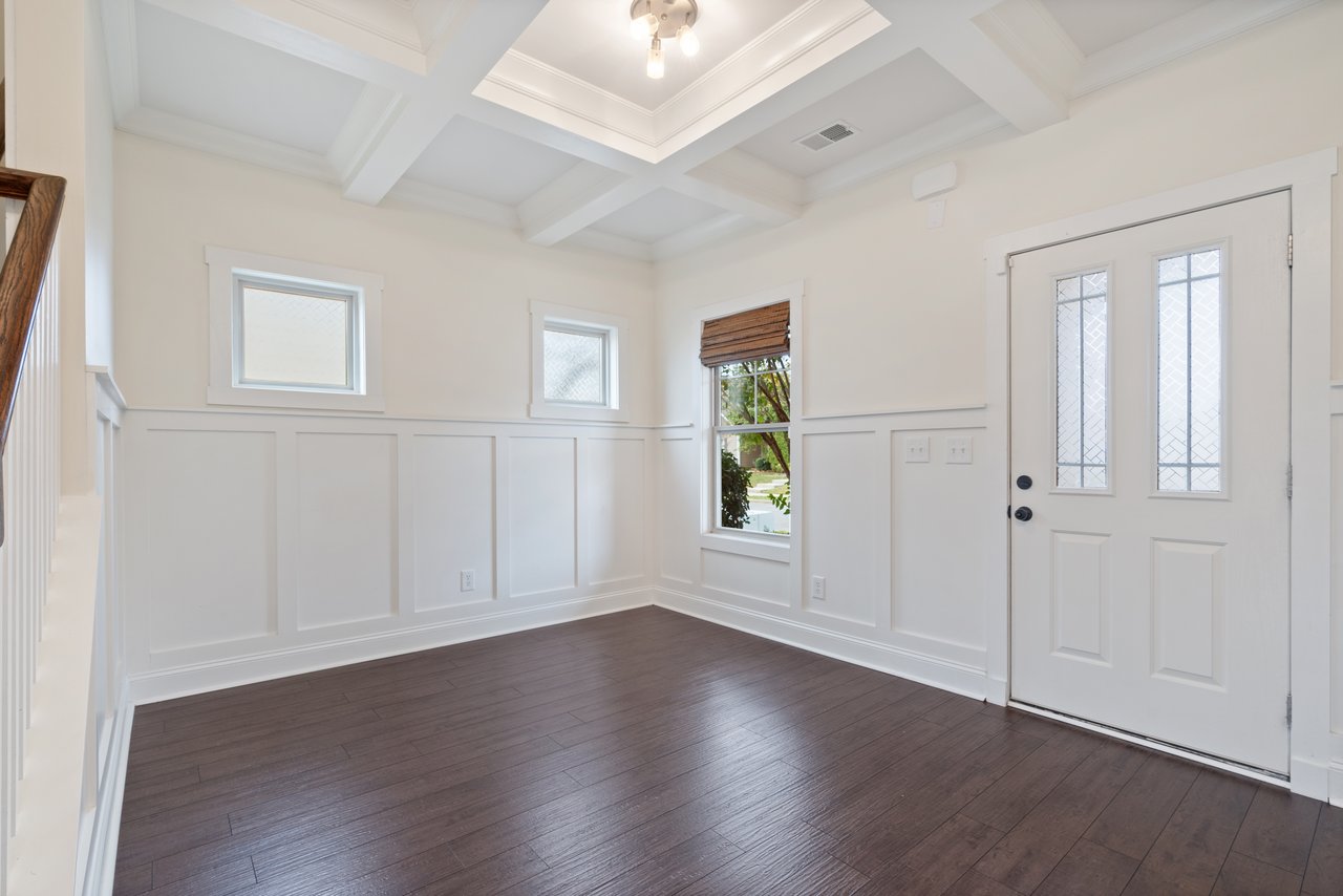Great House! Great Location! Great Price!!