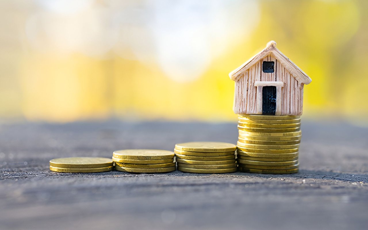 Real Estate Voted the Best Investment Eight Years in a Row