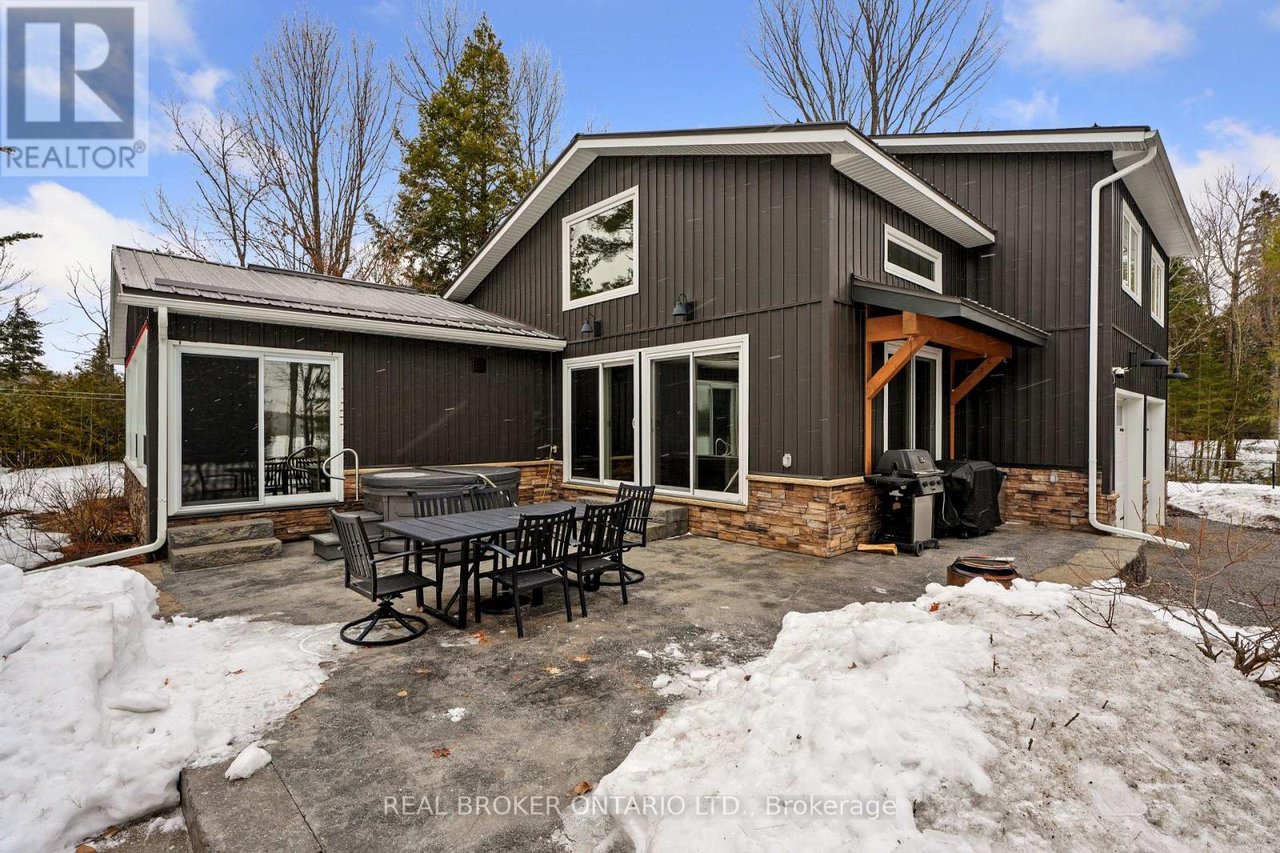 1109 Wilderness Island Trail W, Highlands East, ON K0L 1C0