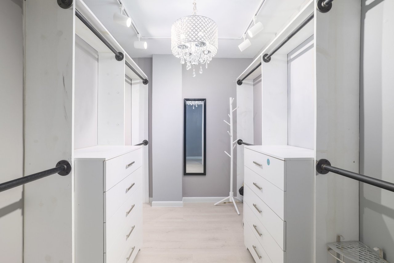7206 Comanche Trail