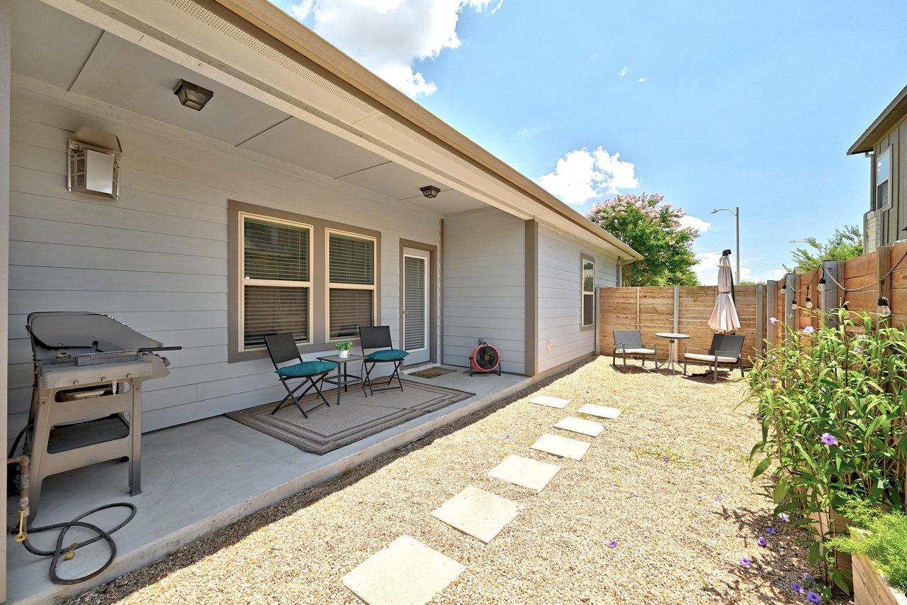 5512 Baythorne Dr